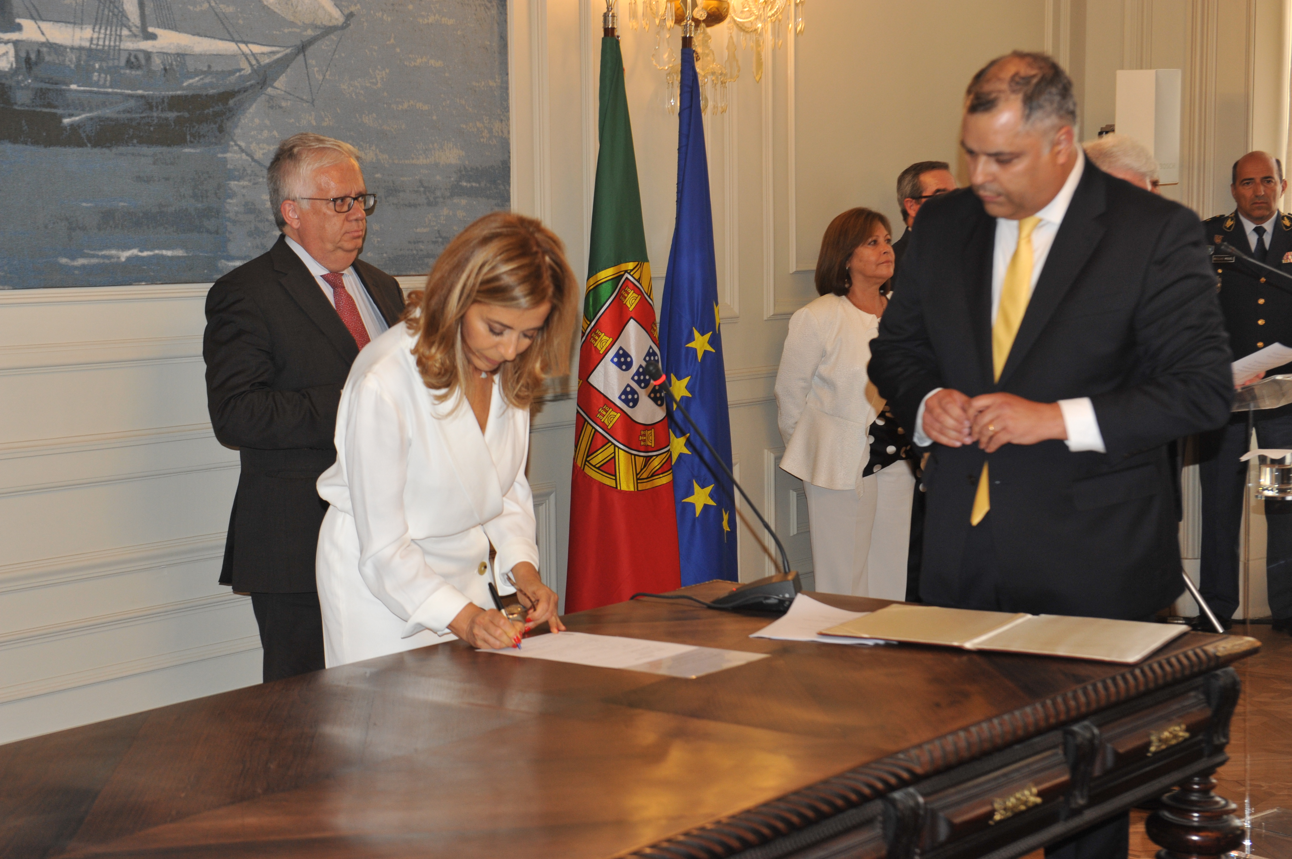 Fotos da Cerimónia de Posse da Excelentíssima Senhora Inspetora-Geral da Administração Interna